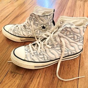 Quilted/embroidered white high top Converse / Free People sneakers size 6